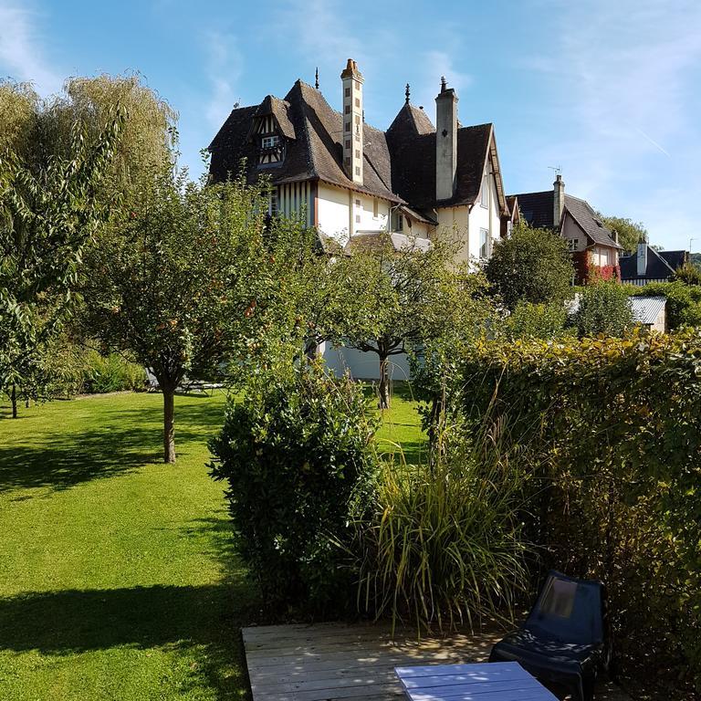 Maison D'Hotes Il Etait Une Fois Pont-Évêque Exteriör bild